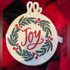 NWT-Rachel Aswell- 3 Piece Woven Christmas “Joy” Trivet Set